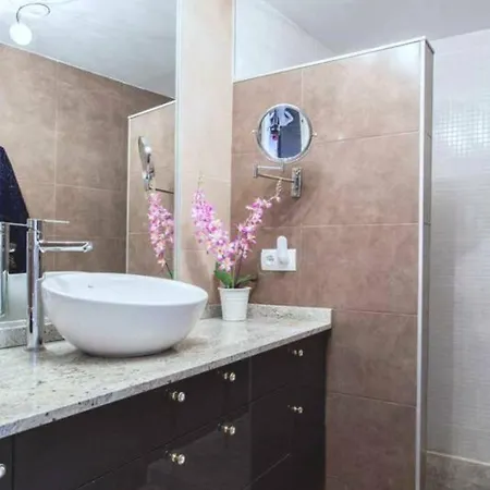 Appartement Modern And Big Flat In
